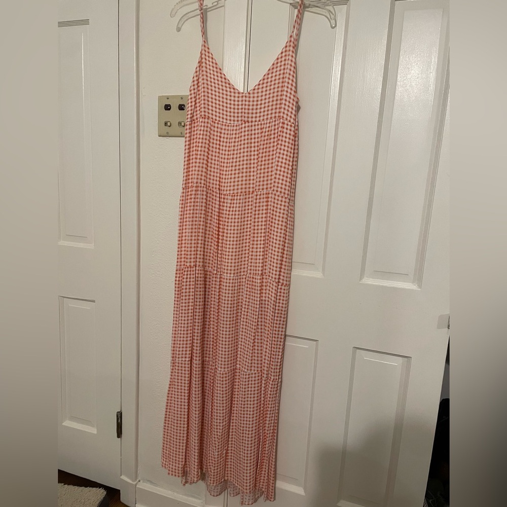 Orange/white flowy maxi dress. Casual, comfy and easy to throw on.